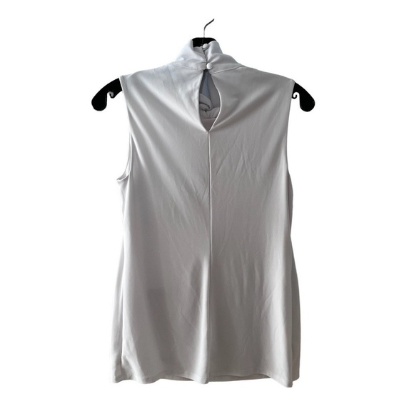 WHITE House Black Market White Sleeveless Lined Top - Picture 2 of 5